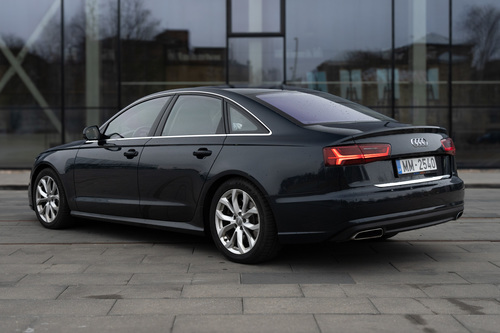 AUDI A6 Premium Edition '17