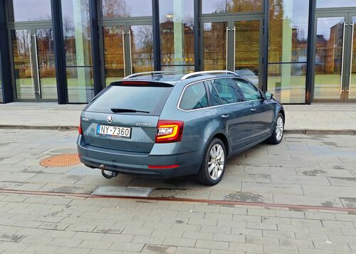 SKODA OCTAVIA COMBI TSI 85 kW '19