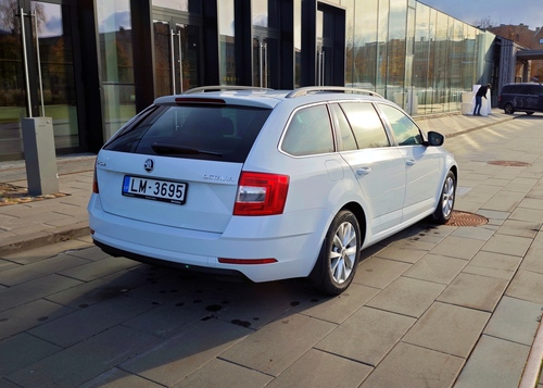 SKODA OCTAVIA COMBI TDI 85 kW '18