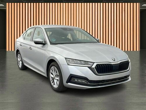 SKODA Octavia HB TSI mHybrid 81kW