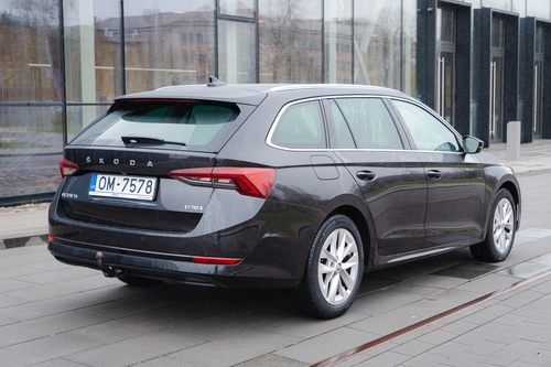 SKODA Octavia Combi 1.0 e-TEC '22